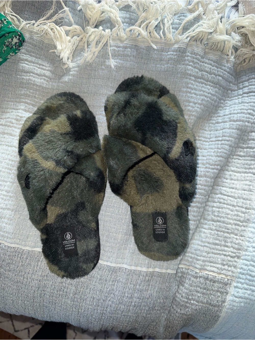 Volcom Women's Camo Fuzzy Crossband Slide Slippers - Olive/Black